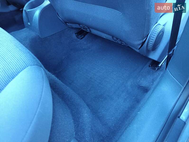 Хэтчбек Volkswagen Golf 2004 в Хмельницком фото 23 Хэтчбек Volkswagen Golf 2004 в Хмельницком