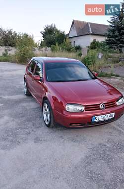 Хэтчбек Volkswagen Golf 1998 в Тараще