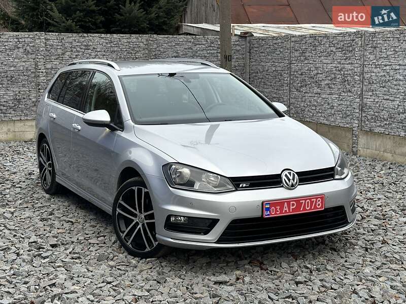 Универсал Volkswagen Golf 2015 в Ровно