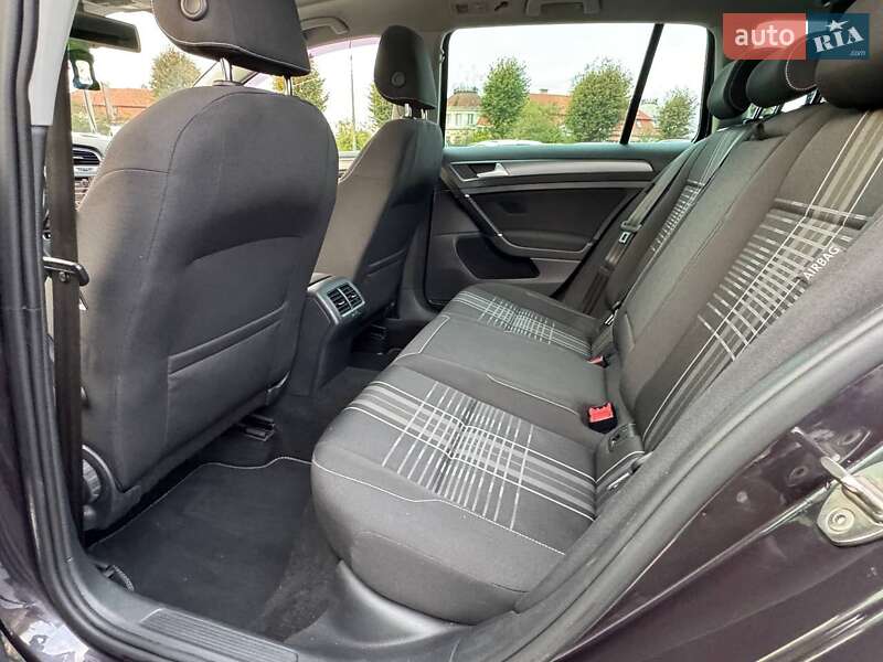 Универсал Volkswagen Golf 2016 в Дрогобыче фото 57 Универсал Volkswagen Golf 2016 в Дрогобыче