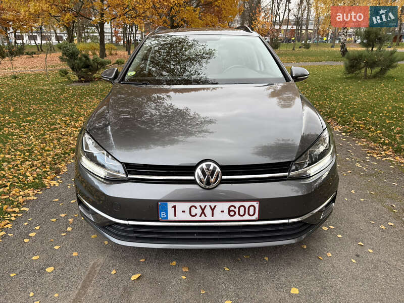 Універсал Volkswagen Golf 2018 в Хмельницькому