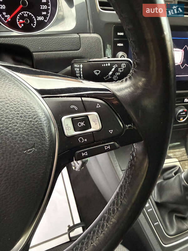 Універсал Volkswagen Golf 2018 в Хмельницькому