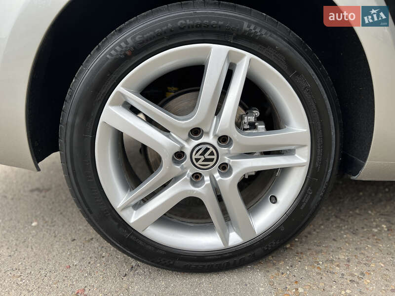 Універсал Volkswagen Golf 2016 в Кам'янець-Подільському