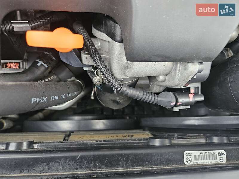 Универсал Volkswagen Golf 2010 в Луцке фото 6 Универсал Volkswagen Golf 2010 в Луцке