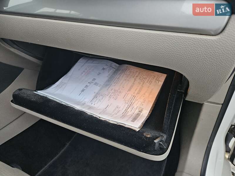 Универсал Volkswagen Golf 2010 в Луцке фото 24 Универсал Volkswagen Golf 2010 в Луцке