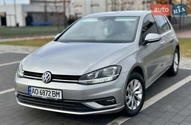 Хетчбек Volkswagen Golf 2017 в Мукачевому
