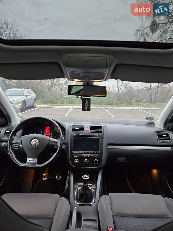 Хетчбек Volkswagen Golf 2007 в Києві