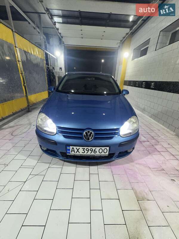 Хетчбек Volkswagen Golf 2004 в Лебедині фото Хетчбек Volkswagen Golf 2004 в Лебедині