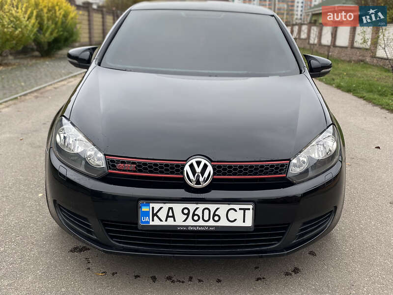 Хэтчбек Volkswagen Golf 2009 в Житомире