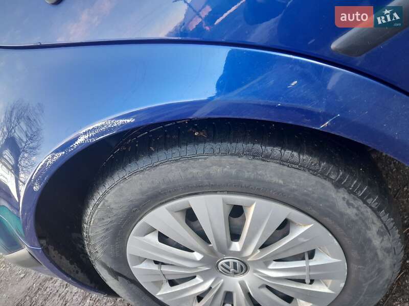 Хэтчбек Volkswagen Golf 2001 в Коломые