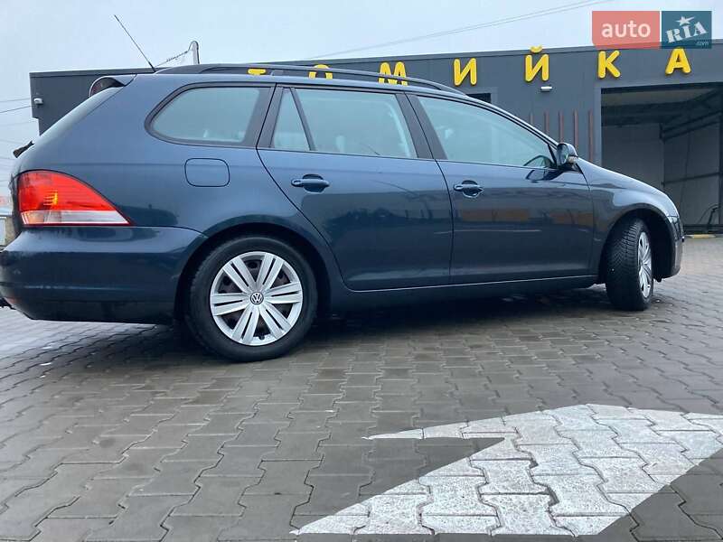 Универсал Volkswagen Golf 2008 в Виннице