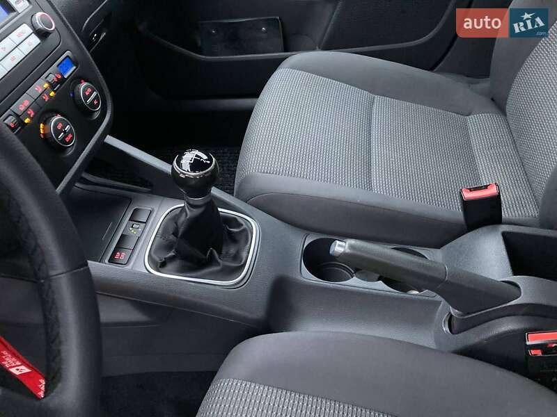 Универсал Volkswagen Golf 2008 в Виннице