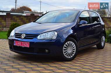 Хетчбек Volkswagen Golf 2009 в Сарнах
