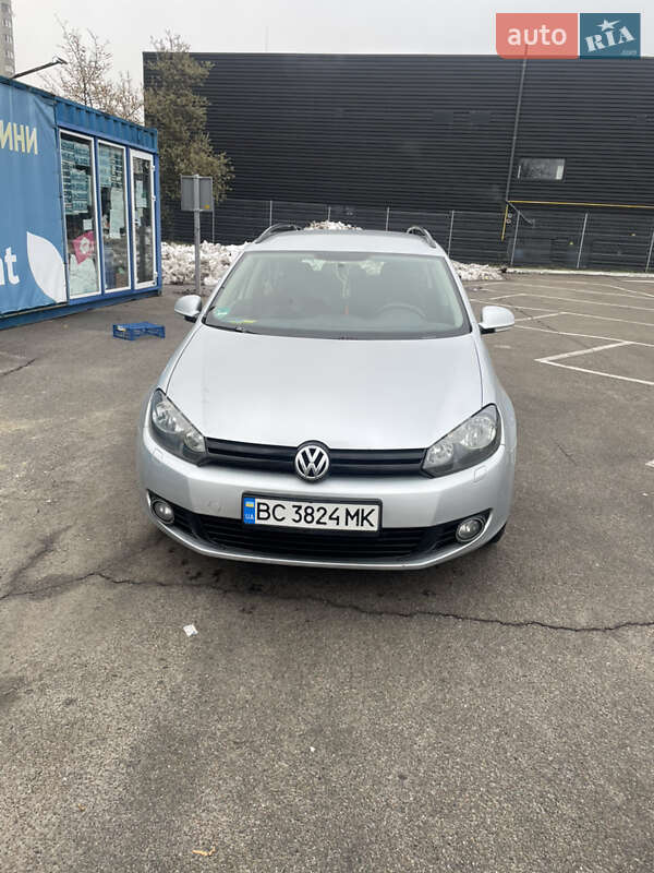 Універсал Volkswagen Golf 2011 в Львові