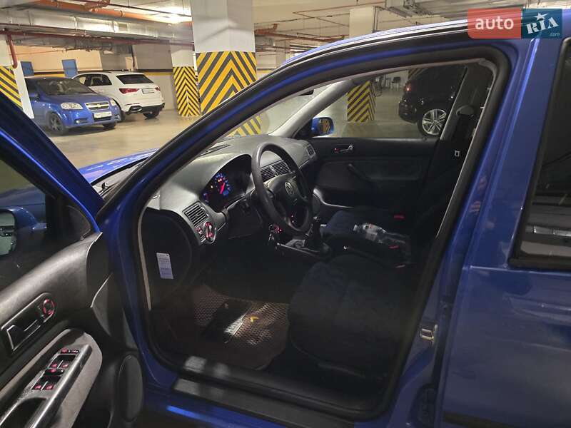 Хэтчбек Volkswagen Golf 1998 в Одессе