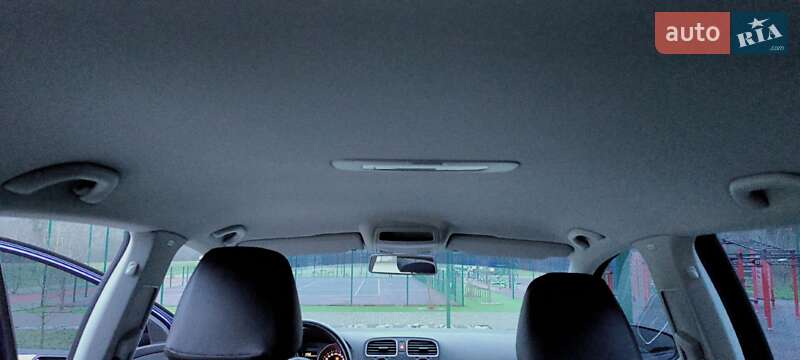 Хетчбек Volkswagen Golf 2009 в Решетилівці