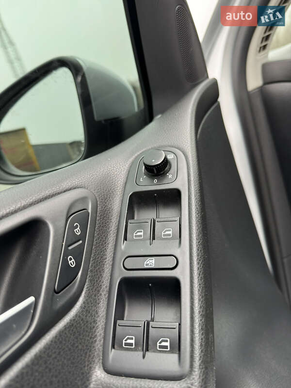 Хэтчбек Volkswagen Golf 2009 в Львове фото 16 Хэтчбек Volkswagen Golf 2009 в Львове