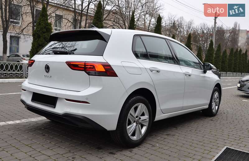 Хетчбек Volkswagen Golf 2022 в Одесі