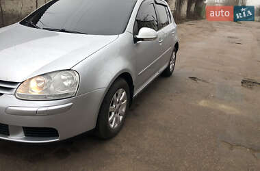 Хетчбек Volkswagen Golf 2008 в Житомирі