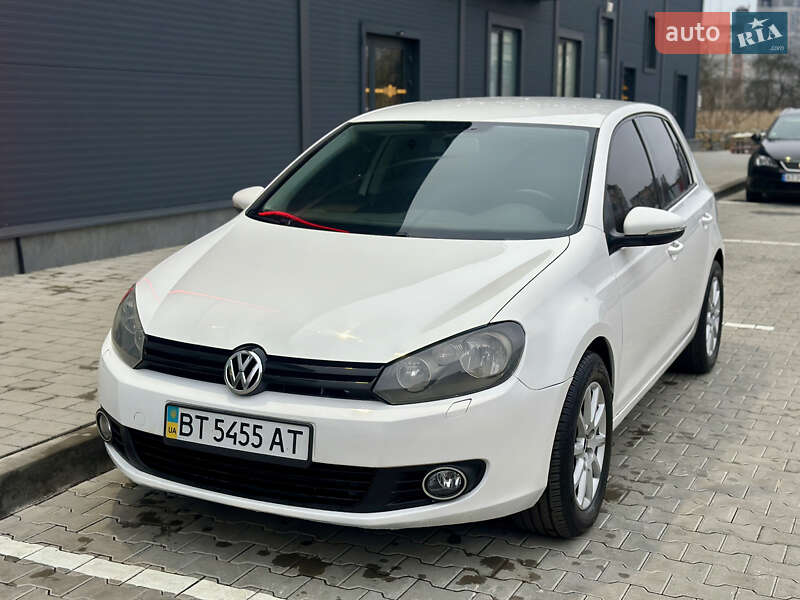 Хетчбек Volkswagen Golf 2011 в Калуші