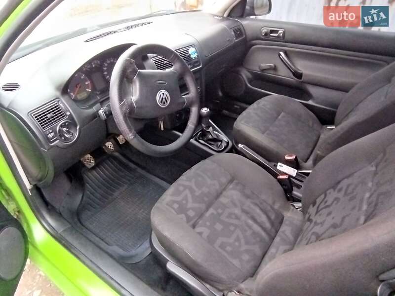 Хэтчбек Volkswagen Golf 1998 в Ивано-Франковске