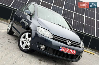 Хетчбек Volkswagen Golf 2009 в Володимирі