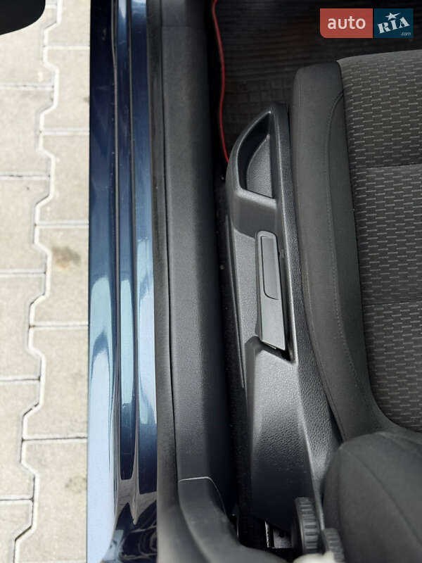 Хэтчбек Volkswagen Golf 2009 в Владимире