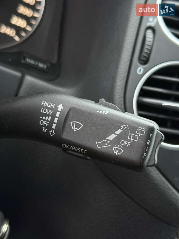 Хэтчбек Volkswagen Golf 2009 в Владимире