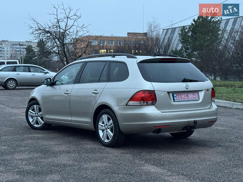 Универсал Volkswagen Golf 2012 в Черкассах