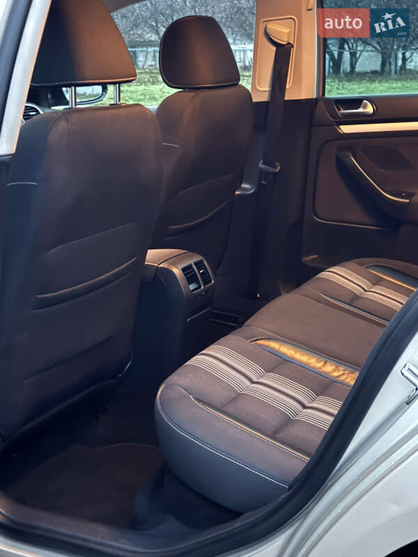 Универсал Volkswagen Golf 2012 в Черкассах