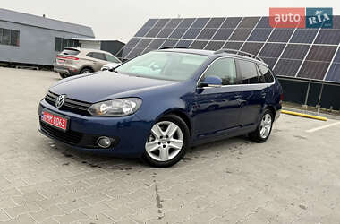 Універсал Volkswagen Golf 2010 в Володимирі
