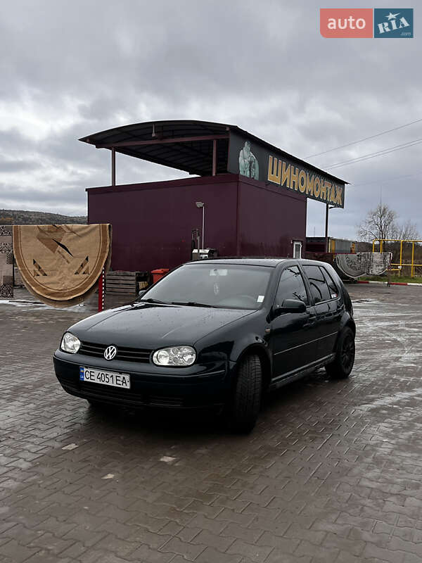 Хетчбек Volkswagen Golf 1999 в Чернівцях
