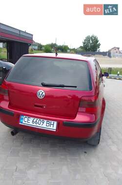 Хетчбек Volkswagen Golf 2000 в Чернівцях