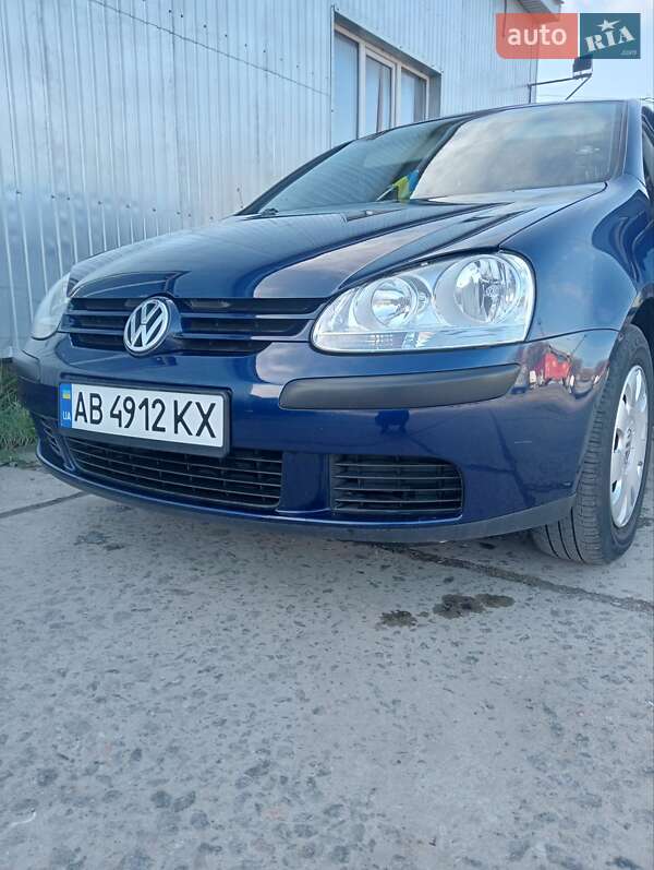 Volkswagen Golf 2004