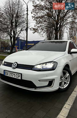 Хэтчбек Volkswagen Golf 2014 в Хмельницком