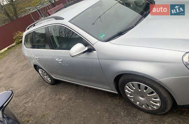 Универсал Volkswagen Golf 2009 в Козине