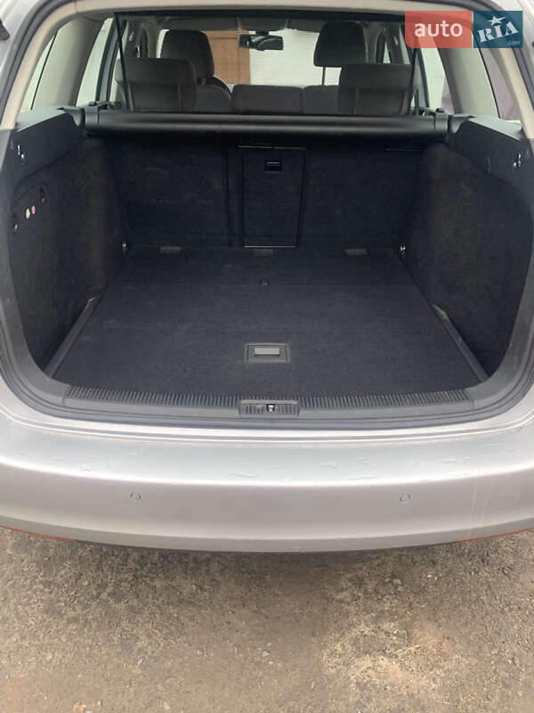 Универсал Volkswagen Golf 2009 в Козине