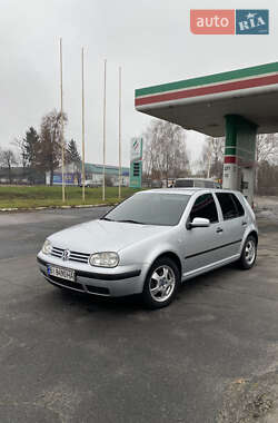 Хетчбек Volkswagen Golf 2000 в Гадячі