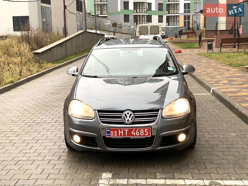 Универсал Volkswagen Golf 2009 в Тернополе