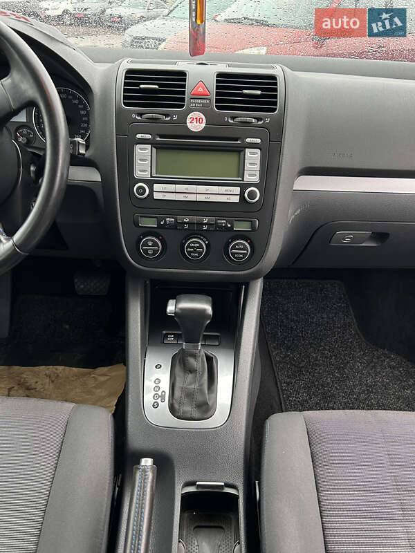 Хэтчбек Volkswagen Golf 2007 в Луцке фото 36 Хэтчбек Volkswagen Golf 2007 в Луцке