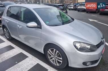 Хетчбек Volkswagen Golf 2011 в Києві