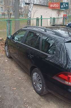 Універсал Volkswagen Golf 2012 в Броварах