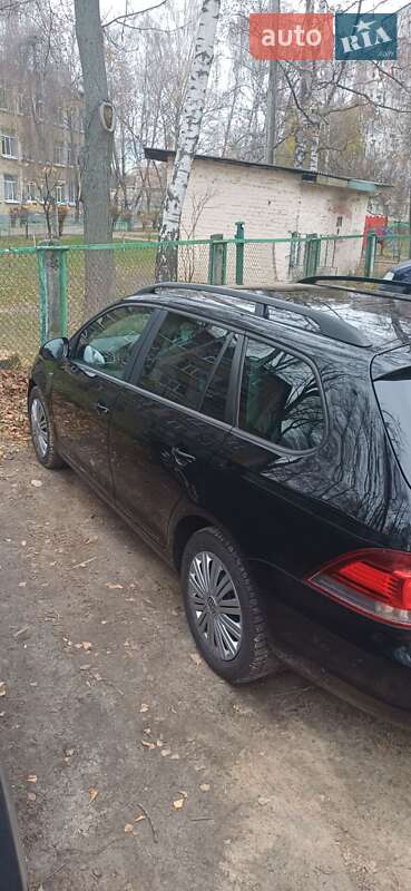 Універсал Volkswagen Golf 2012 в Броварах