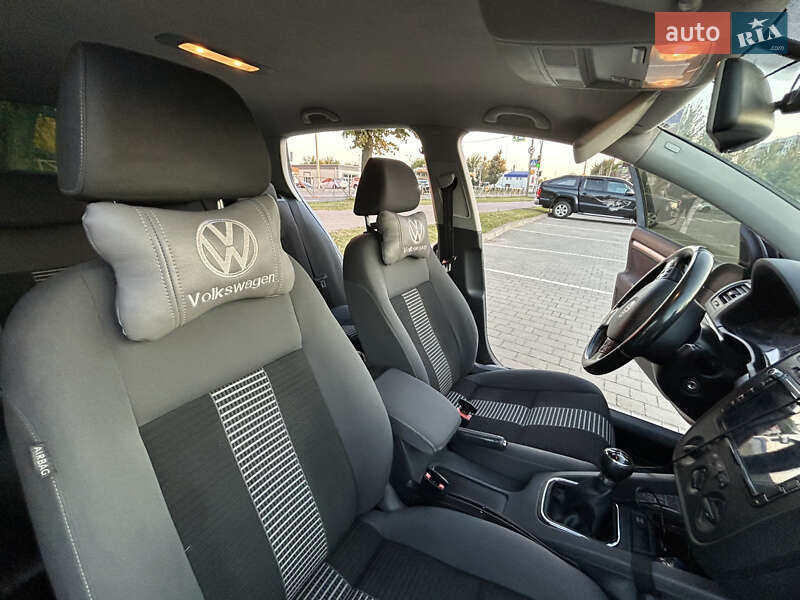 Хэтчбек Volkswagen Golf 2008 в Хмельницком