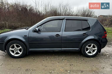 Хэтчбек Volkswagen Golf 2000 в Черновцах