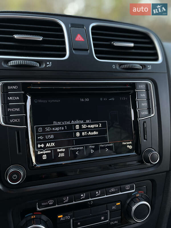 Хетчбек Volkswagen Golf 2009 в Ужгороді