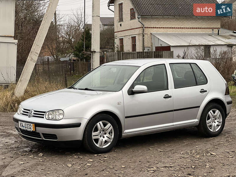 Volkswagen Golf 2002