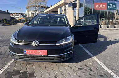 Универсал Volkswagen Golf 2019 в Ужгороде