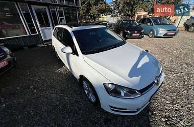Универсал Volkswagen Golf 2016 в Полтаве