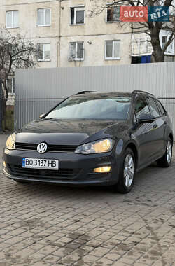 Універсал Volkswagen Golf 2014 в Ужгороді